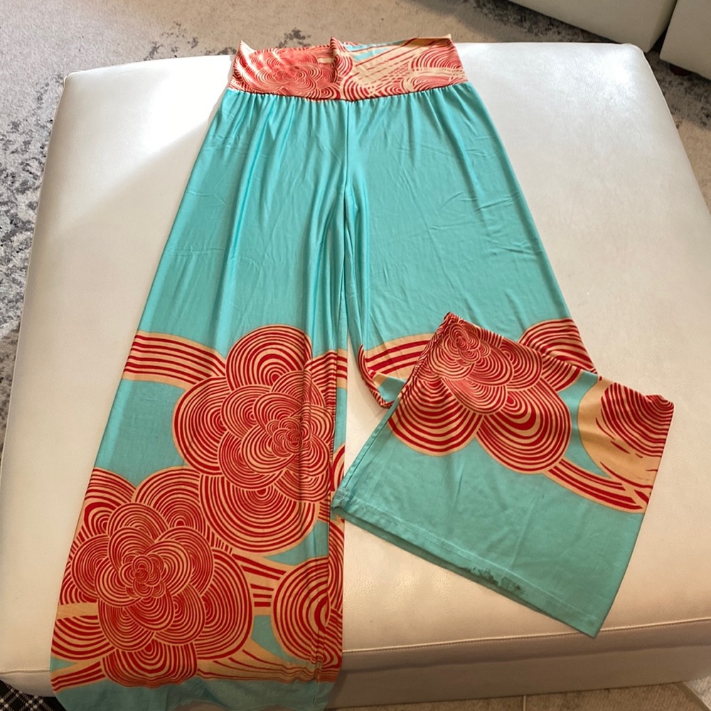 Fun wide legged pant